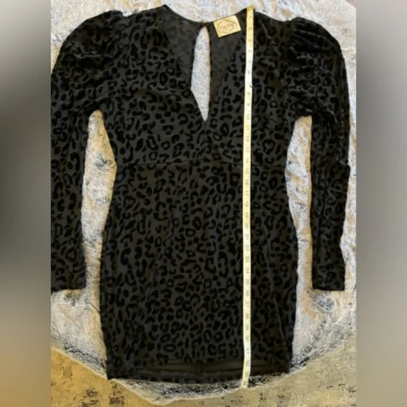 Deja Vu Black Velvet Burnout Overlay Mini Dress long sleeve evening Large EUC - Picture 12 of 16